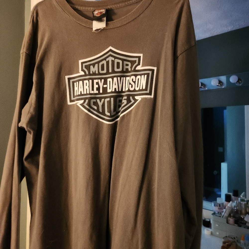 Men's XL Harley shirt